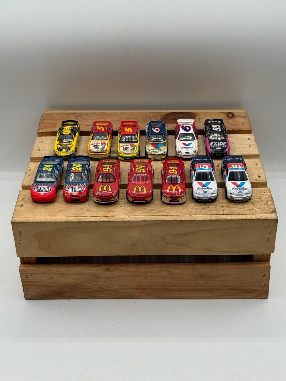 Vintage NASCAR 1/64 Diecast Race Car Lot of 13-Jeff Gordon, Bill Elliott,Martin